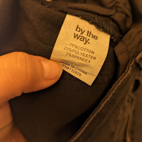 Revolve By the Way Studded denim Raw Hem jeans 24 - Picture 4 of 4